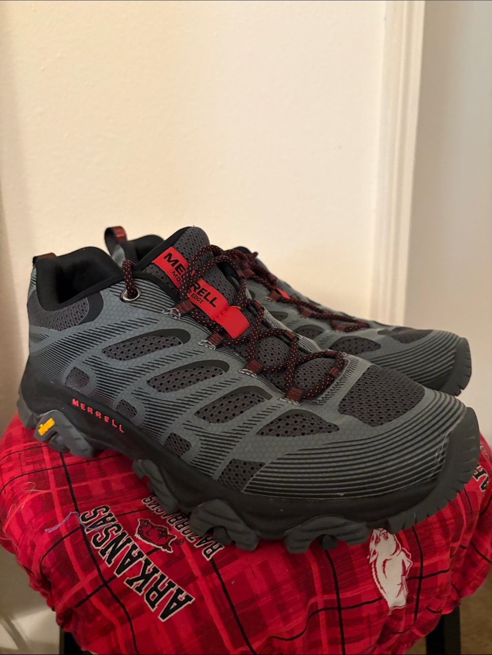 Merrell Men's Gray and Red Trail Sneakers